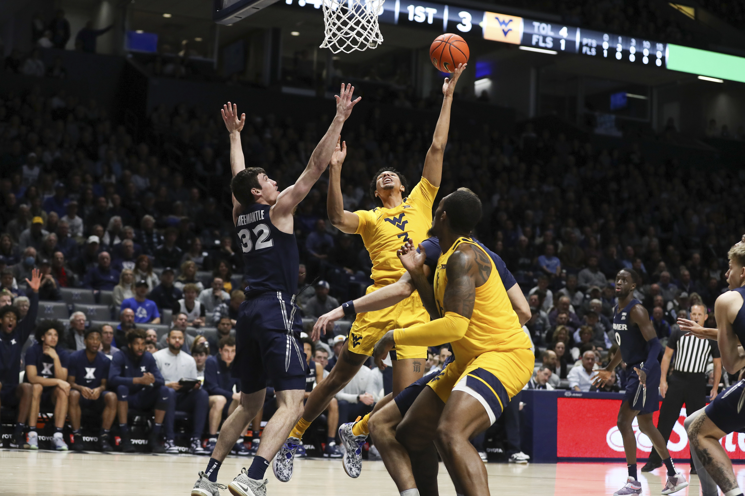 NOTEBOOK: No warm welcome for Huggins in Cincinnati
